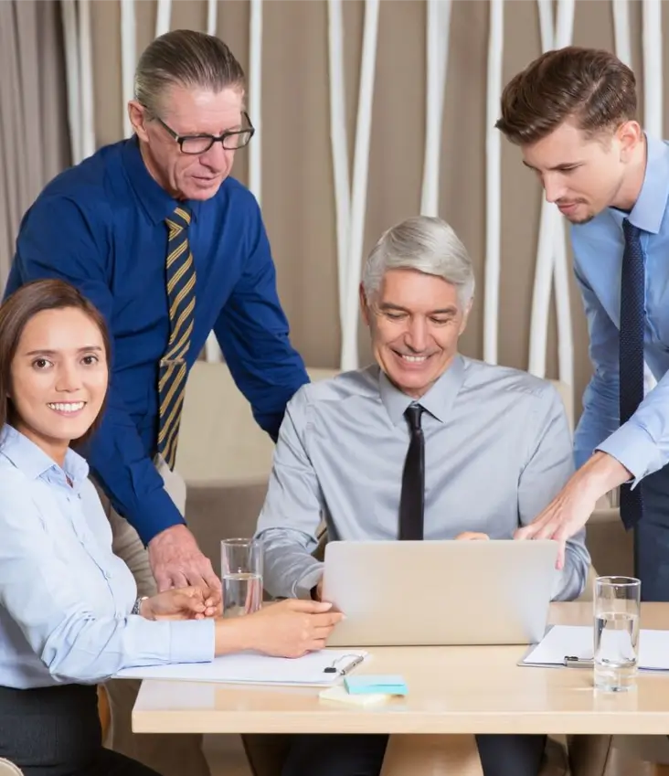 프로젝트 검토 장면